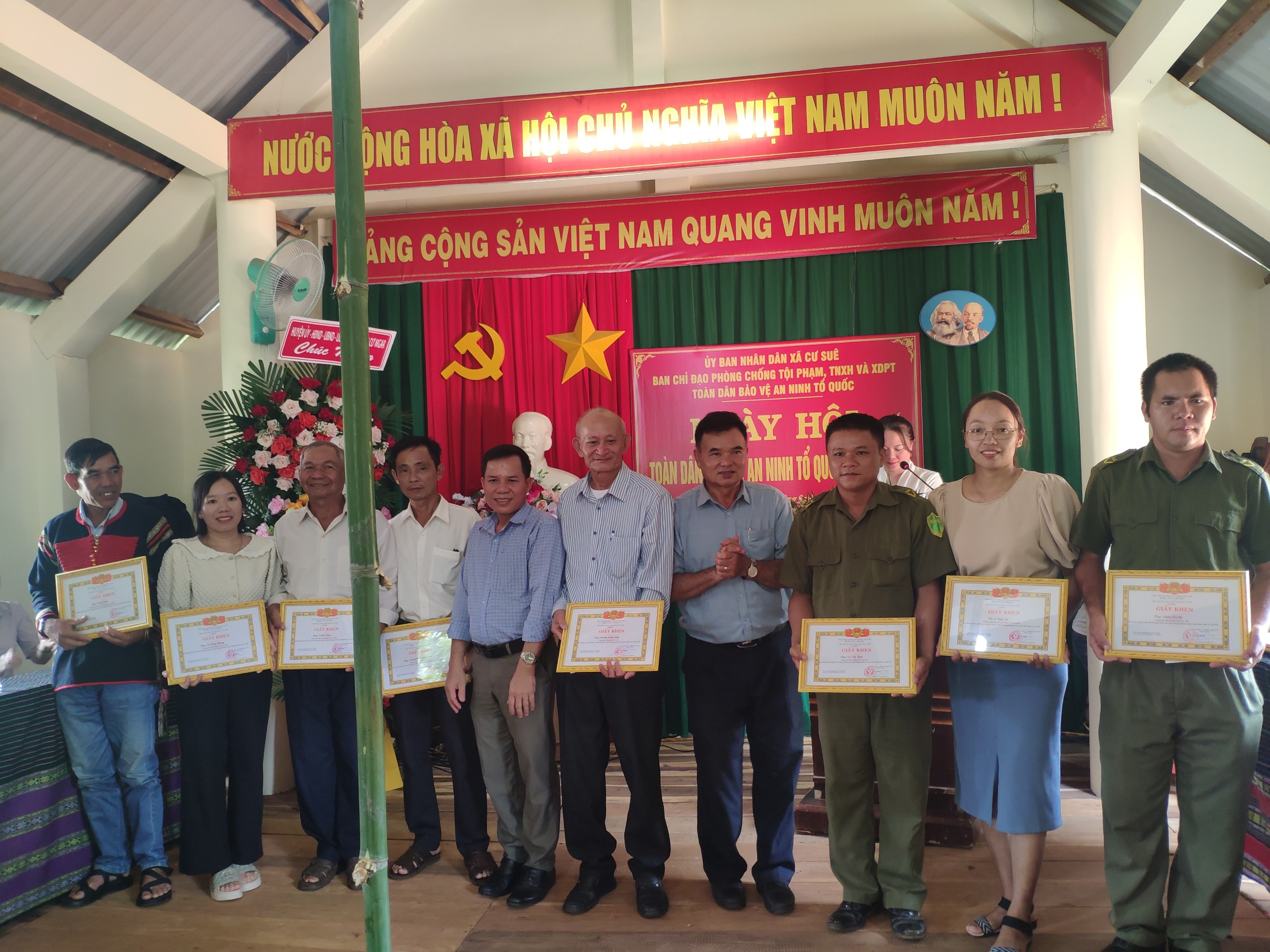 ngay hoi vi an ninh to quoc 2023 (8)